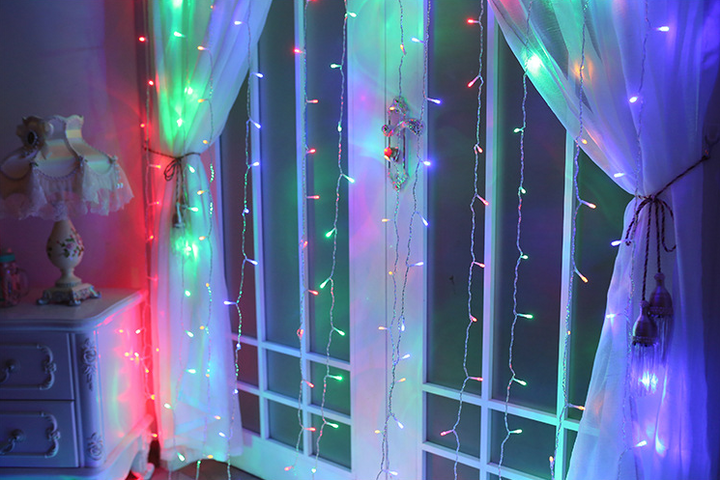 LED Curtain Lights 3 x 3 m with 304 LEDs and Remote Control