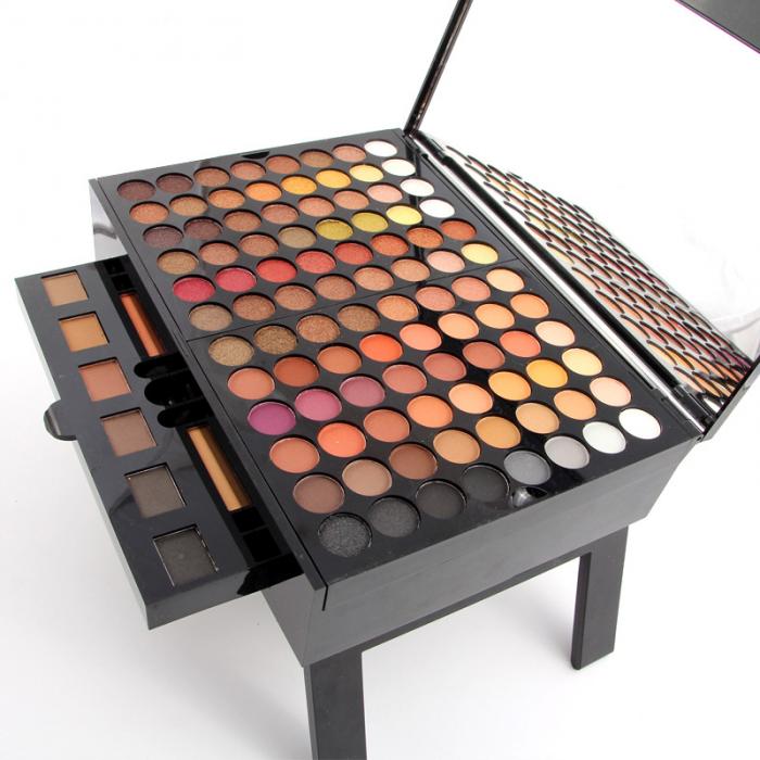 Piano-shaped makeup palette box with eyeshadows