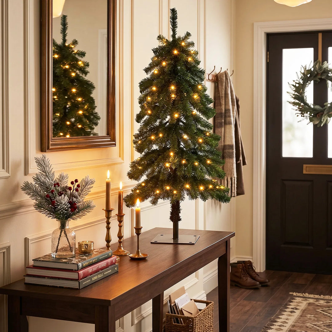 4 ft lit cedar Christmas tree