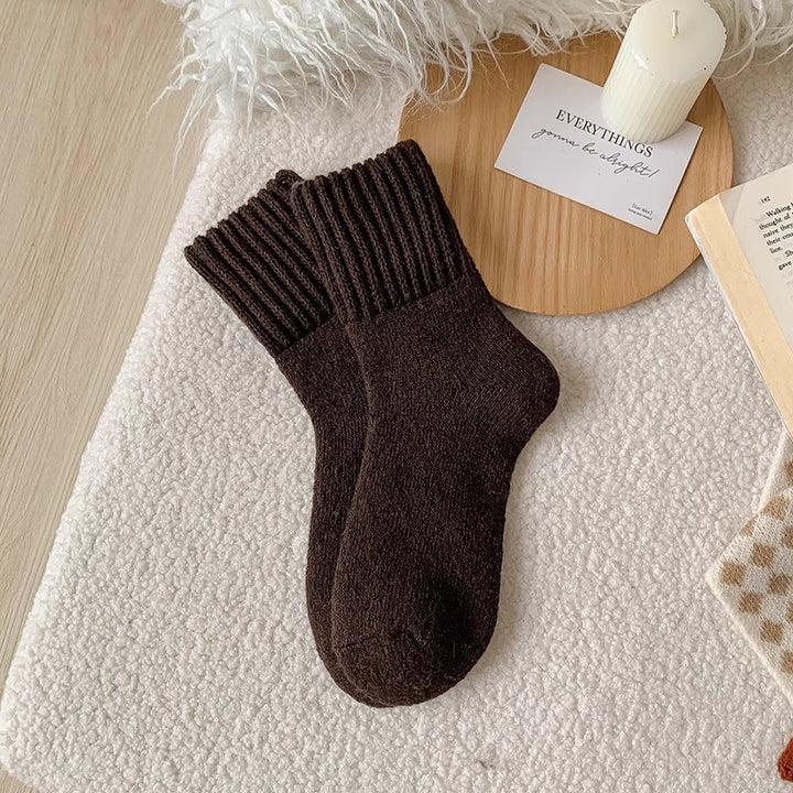 Thick ribbed knit crew socks in beige