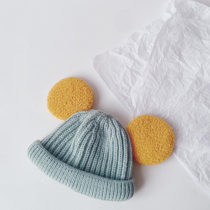 Kids knit beanie with fluffy teddy ears
