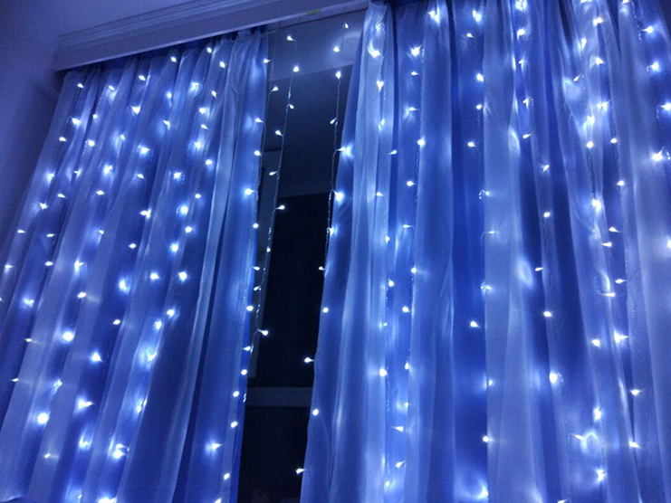 LED Curtain Lights 3 x 3 m with 304 LEDs and Remote Control