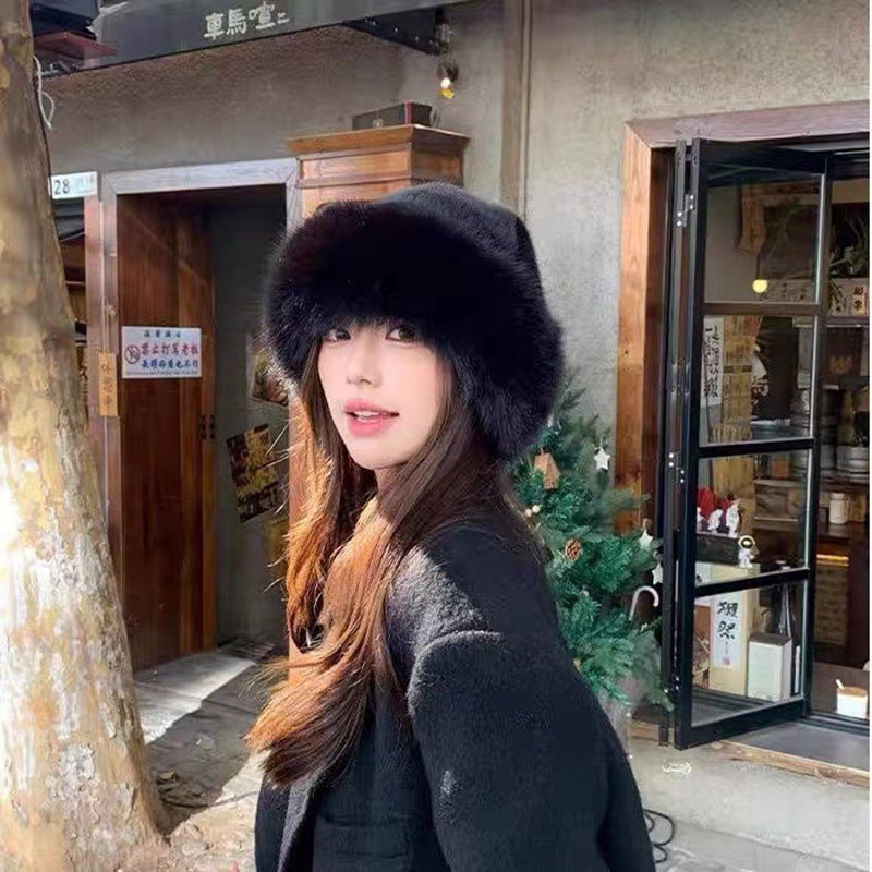 Fluffy beige faux fur roll-brim hat