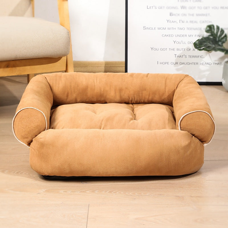 Plush sofa-style pet bed with bolsters