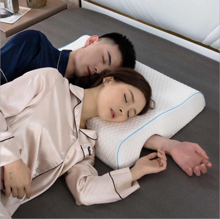 Arched memory foam couples pillow