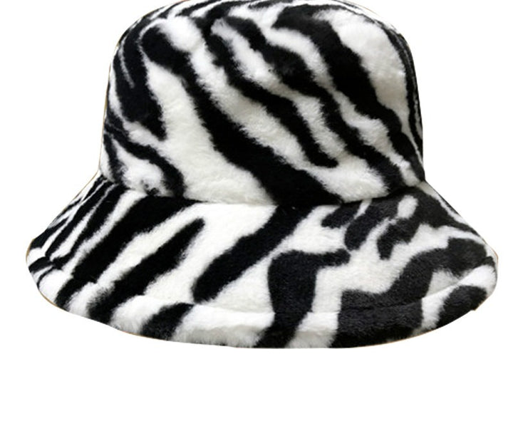 Fluffy leopard print faux fur bucket hat
