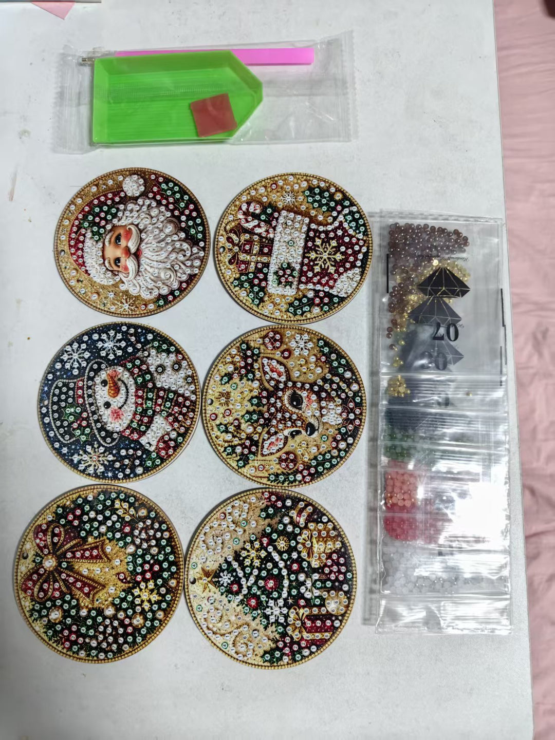 Wooden diamond painting Christmas ornaments set