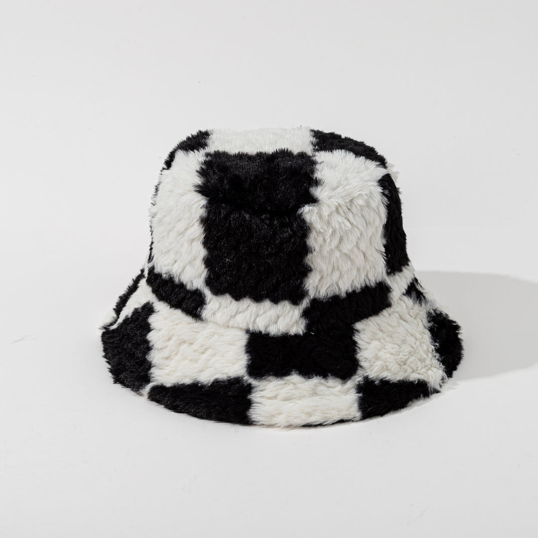Checkered teddy plush bucket hat